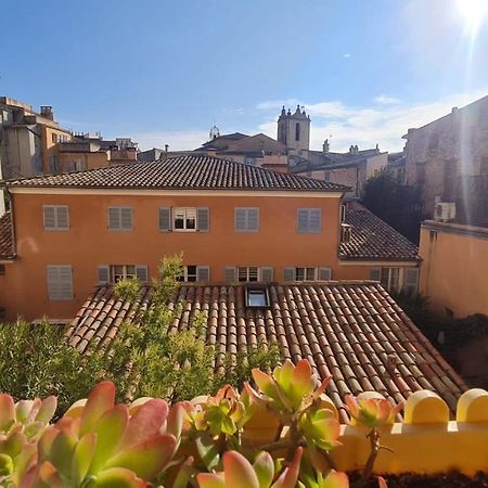 Sunny Apartment With Nice View In History City Center Aix-en-Provence Exterior photo