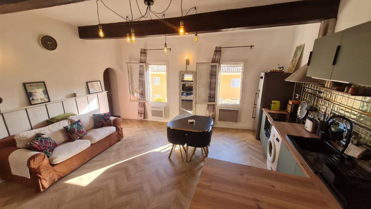 Sunny Apartment With Nice View In History City Center Aix-en-Provence Exterior photo
